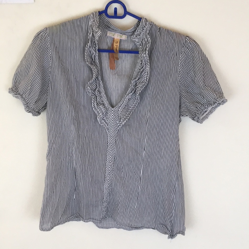 Floaty black and white loose blouse